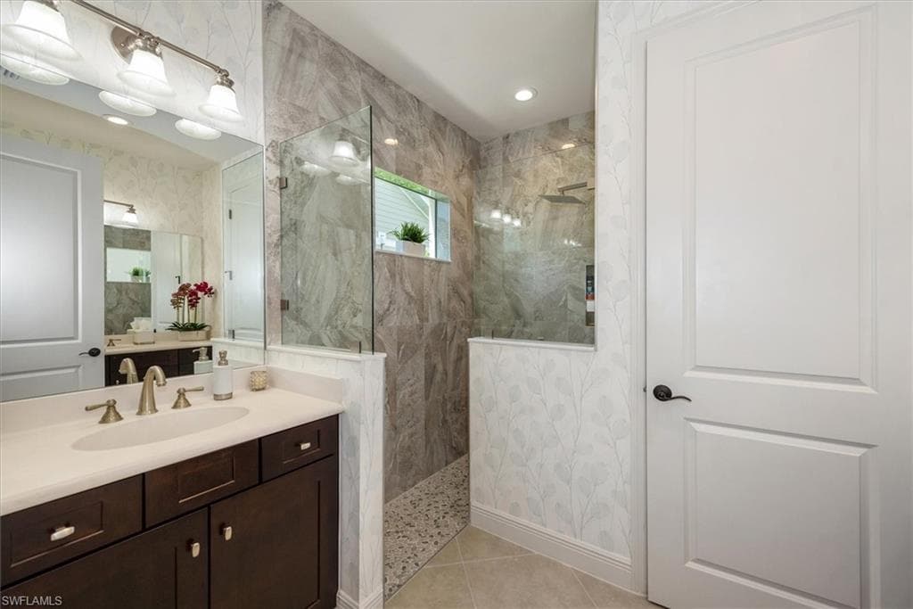 11569 Grey Egret CIR, FORT MYERS FL 33966-23