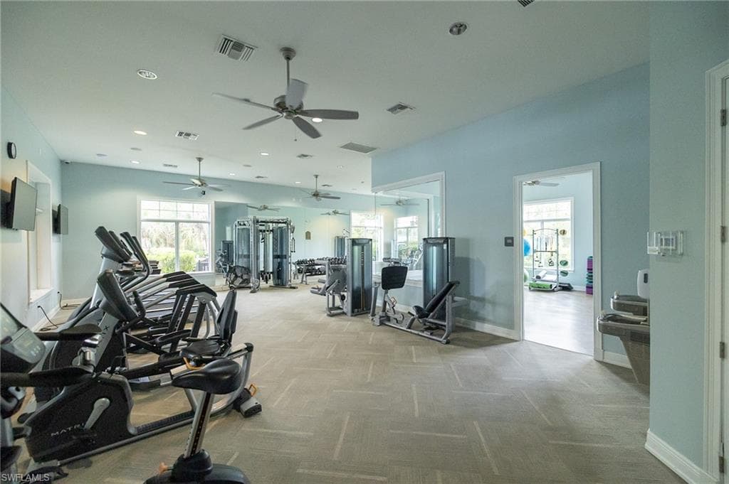 3289 Baravaldo CIR, CAPE CORAL FL 33909-22