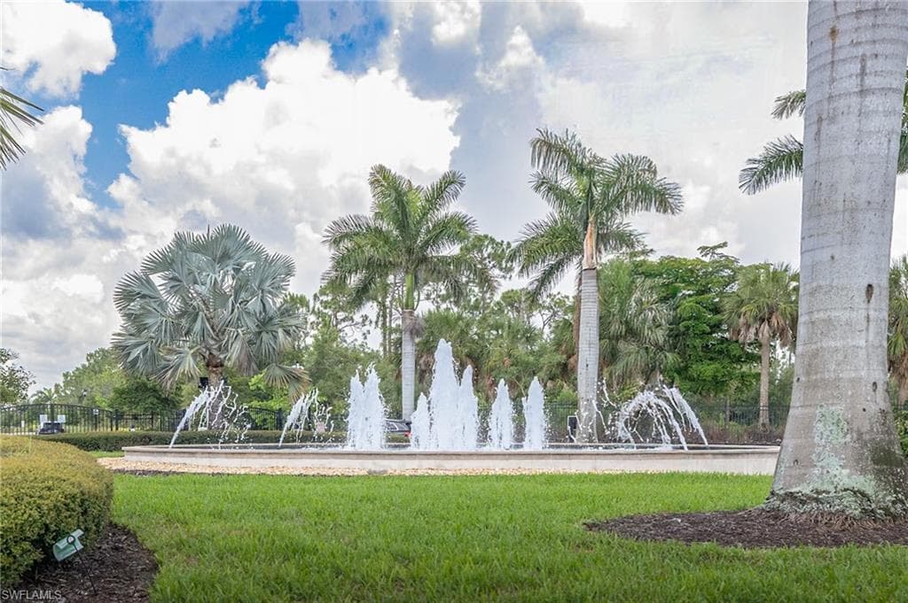 3289 Baravaldo CIR, CAPE CORAL FL 33909-28