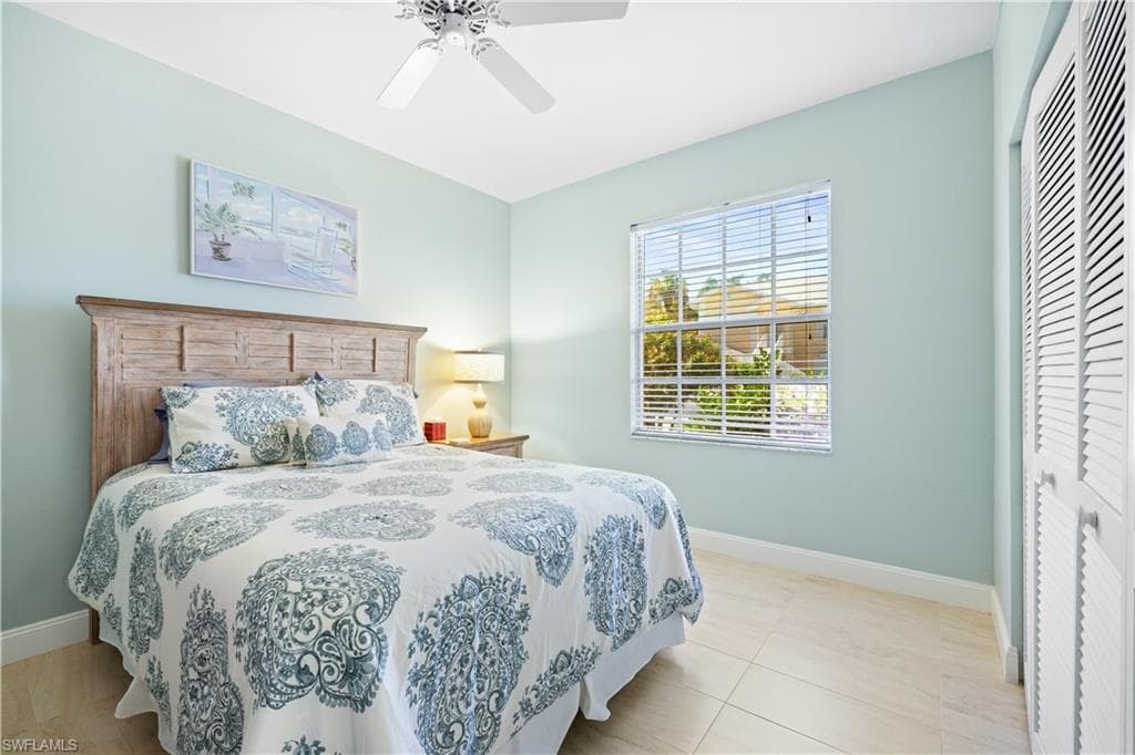 757 Wiggins Lake DR # 106, NAPLES FL 34110-15