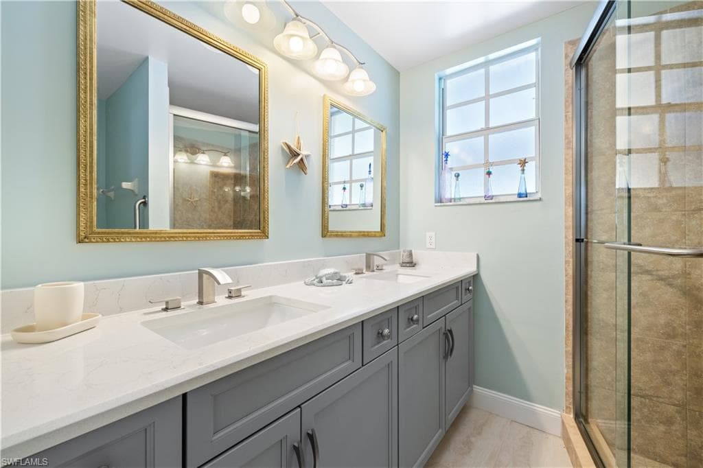 757 Wiggins Lake DR # 106, NAPLES FL 34110-24