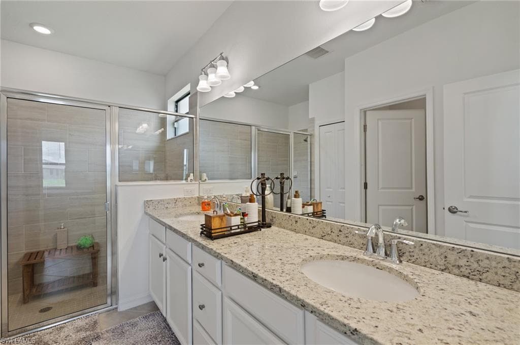 14688 Cantabria DR, FORT MYERS FL 33905-12