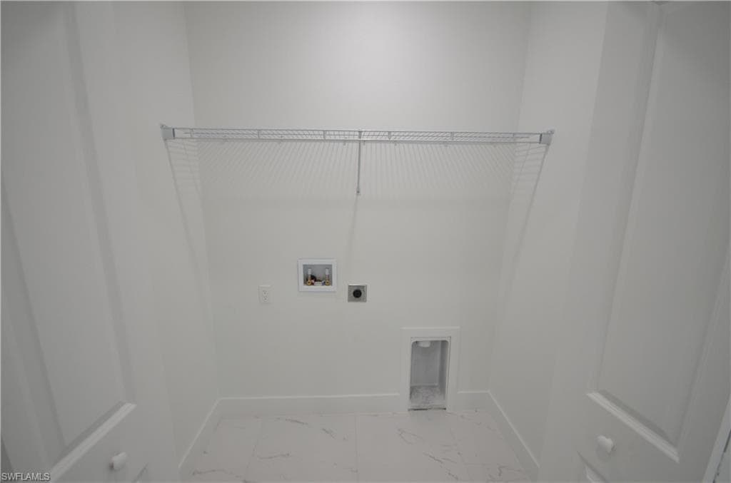 2132 Barker BLVD-19