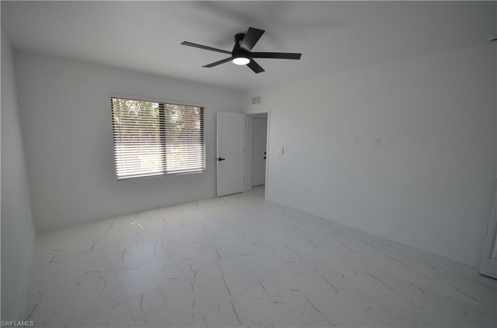 2132 Barker BLVD-24