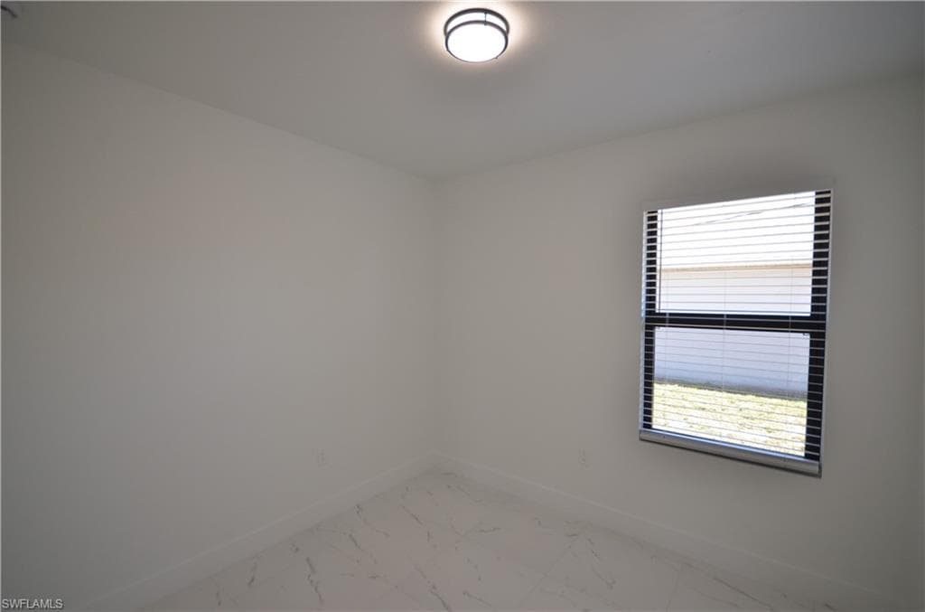 2132 Barker BLVD-20