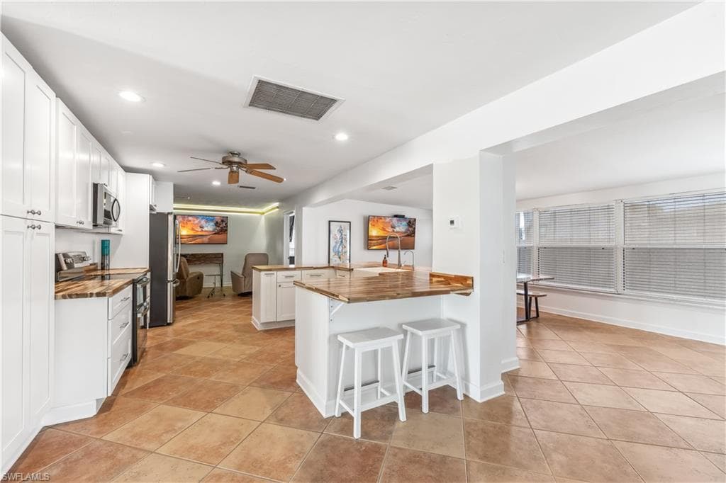 5654 Natoma DR, FORT MYERS FL 33919-1