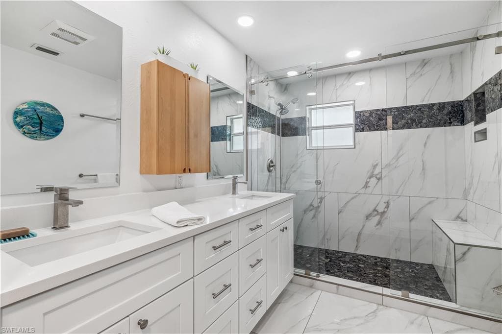 5654 Natoma DR, FORT MYERS FL 33919-15