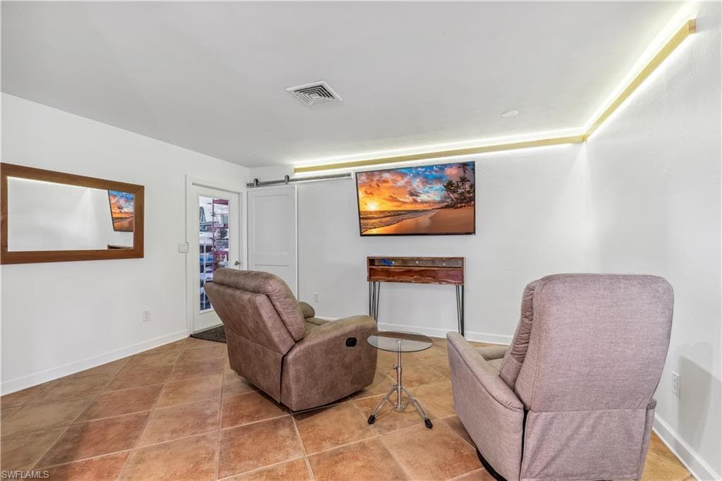 5654 Natoma DR, FORT MYERS FL 33919-9