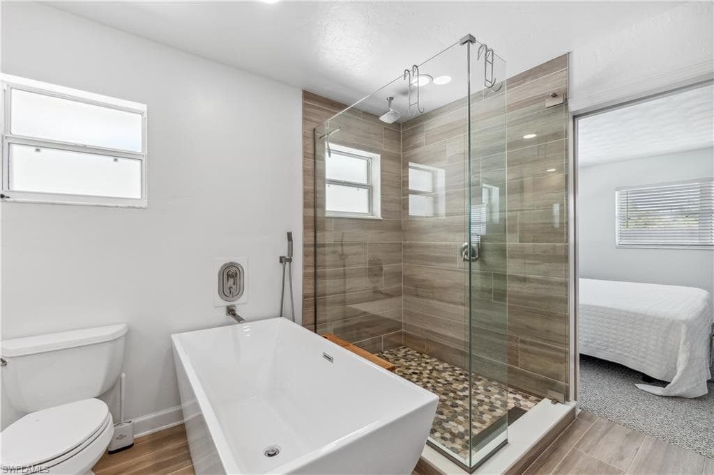 5654 Natoma DR, FORT MYERS FL 33919-13