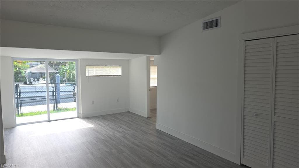 2248 Marina Park DR, FORT MYERS FL 33905-5