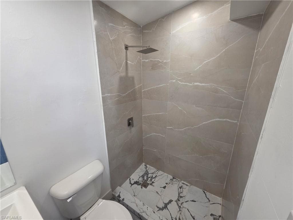 2248 Marina Park DR, FORT MYERS FL 33905-7