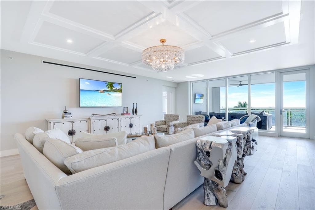 13915 Old Coast RD # 502, NAPLES FL 34110-2