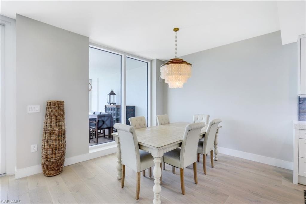 13915 Old Coast RD # 502, NAPLES FL 34110-9