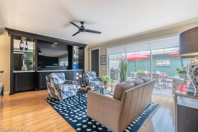 8055 Sorrento LN, NAPLES FL 34114-7