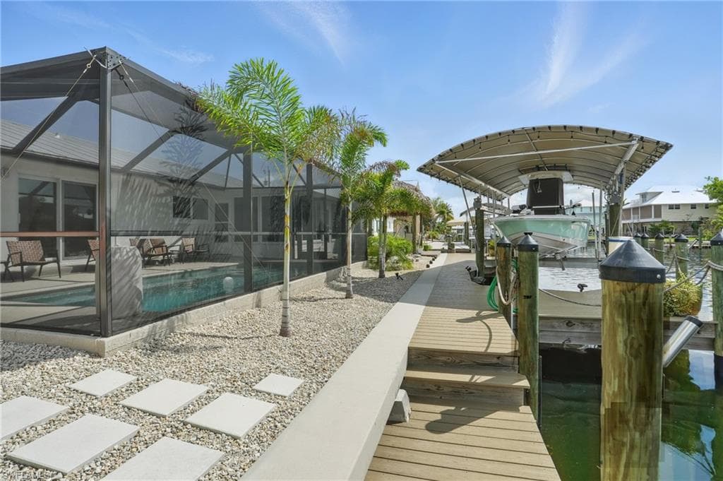 2749 Bruce ST, MATLACHA FL 33993-26
