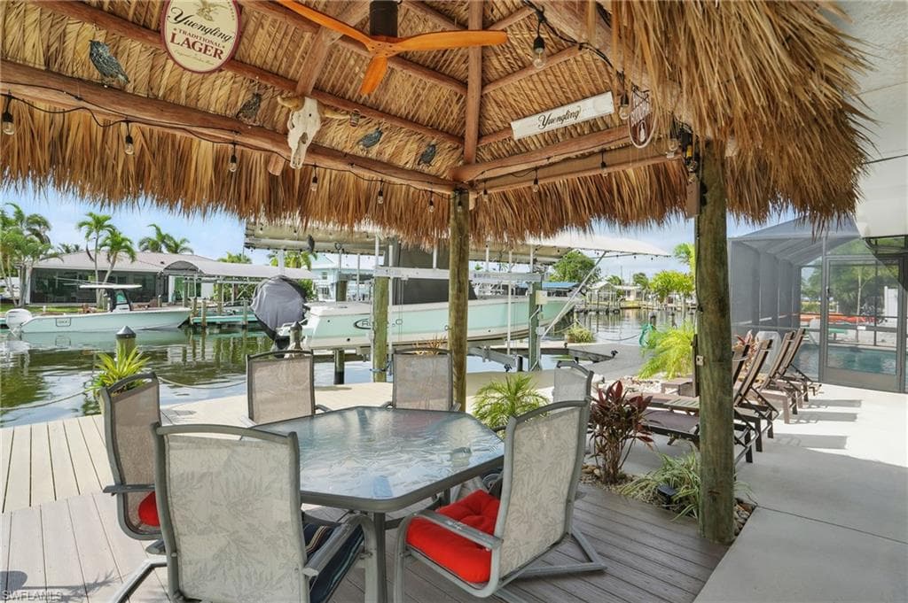 2749 Bruce ST, MATLACHA FL 33993-1