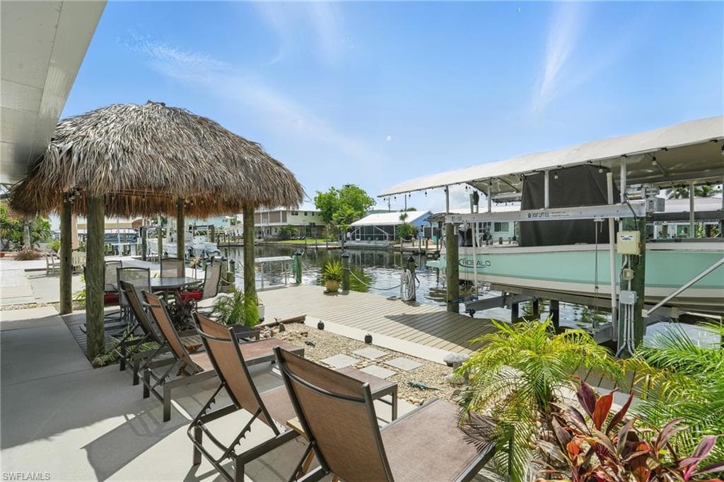 2749 Bruce ST, MATLACHA FL 33993-31