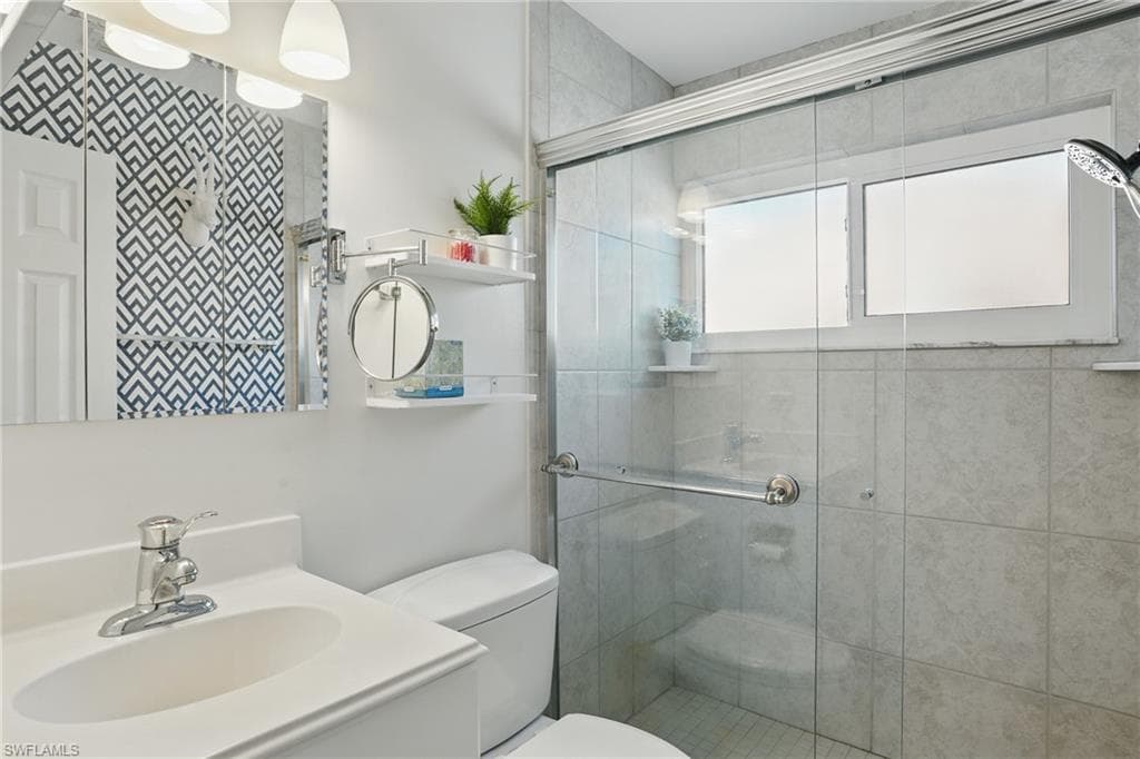 2749 Bruce ST, MATLACHA FL 33993-18
