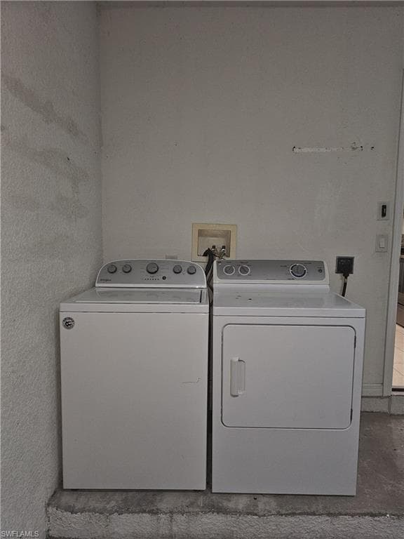 3185 Antica ST, FORT MYERS FL 33905-18