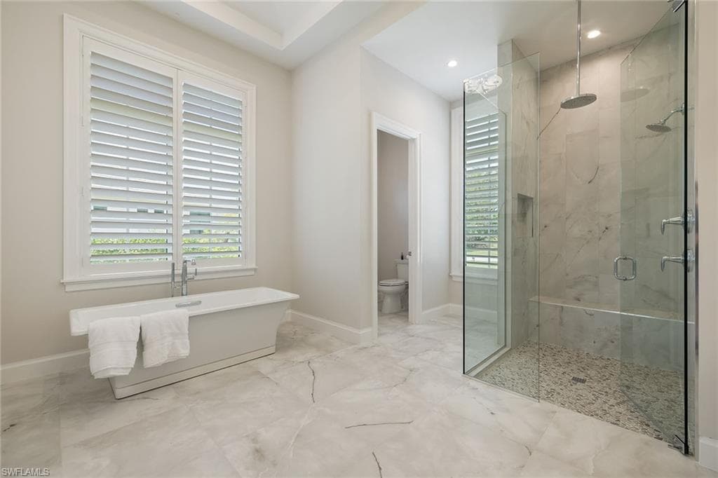 16776 Enclave CIR, NAPLES FL 34110-22