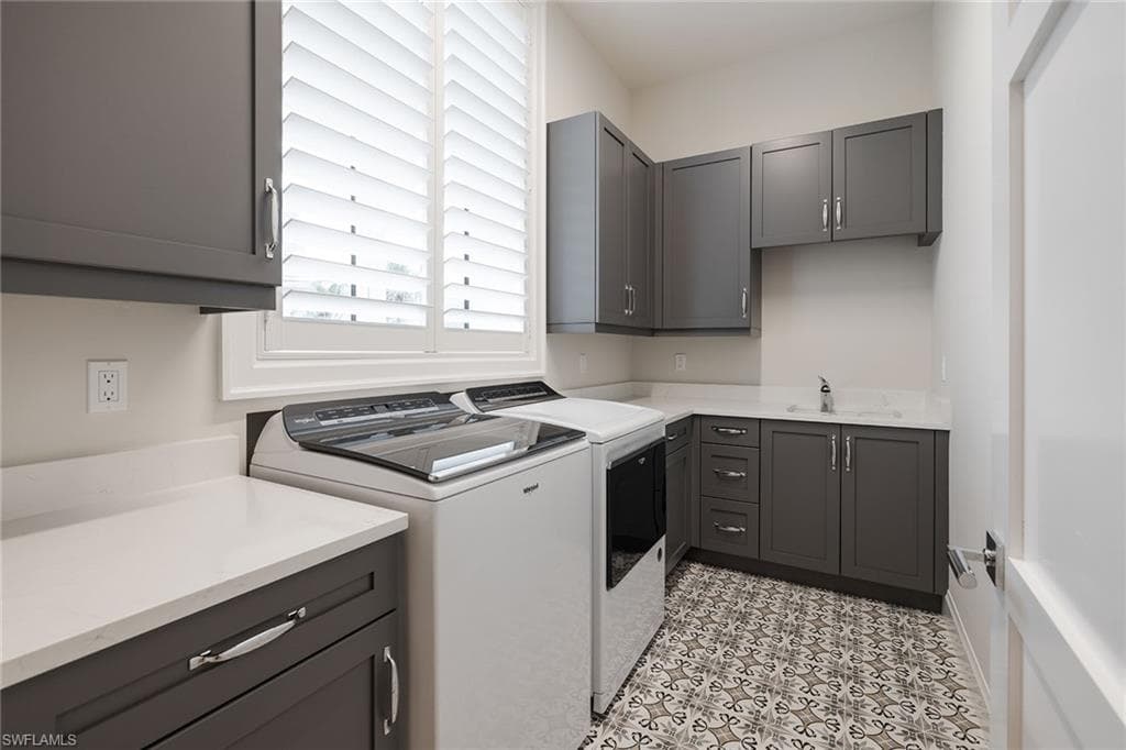 16776 Enclave CIR, NAPLES FL 34110-26