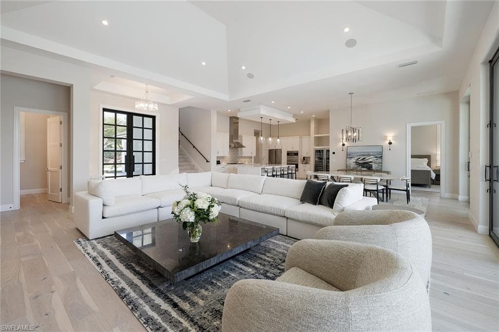 16776 Enclave CIR, NAPLES FL 34110-4