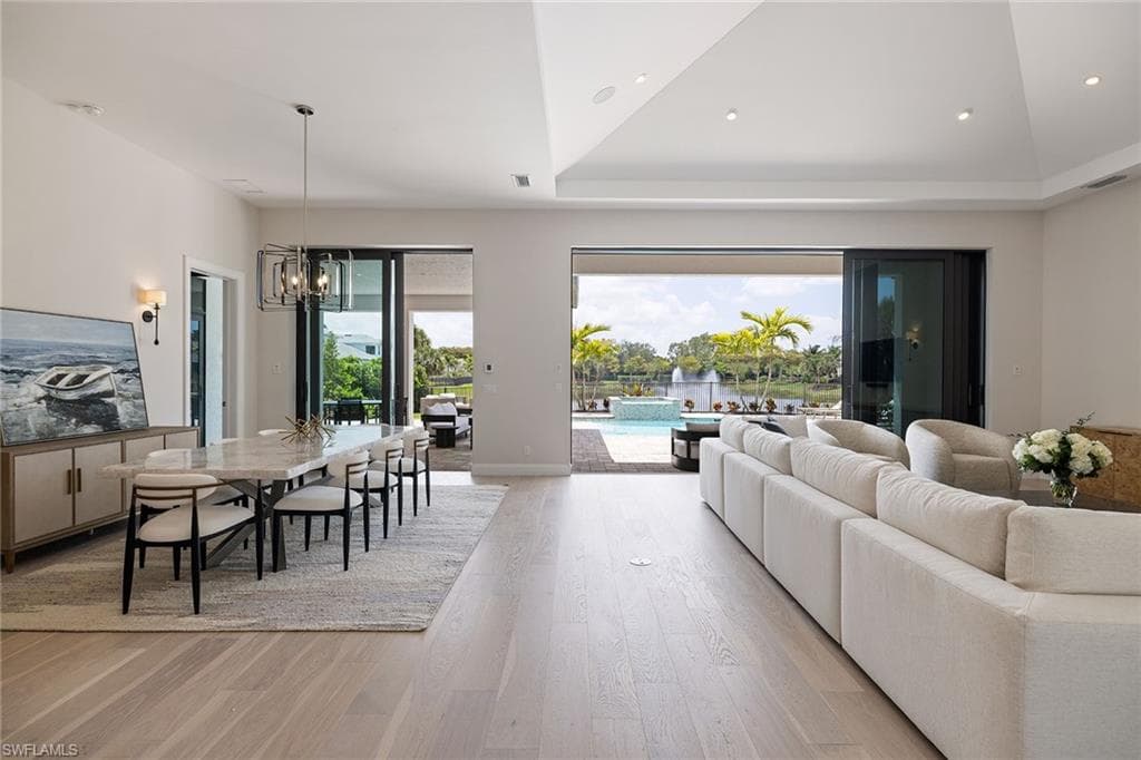 16776 Enclave CIR, NAPLES FL 34110-8