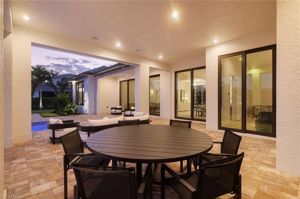 16776 Enclave CIR, NAPLES FL 34110-37