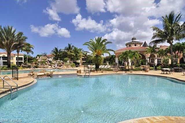 8565 Via Garibaldi CIR # 203, ESTERO FL 33928-23