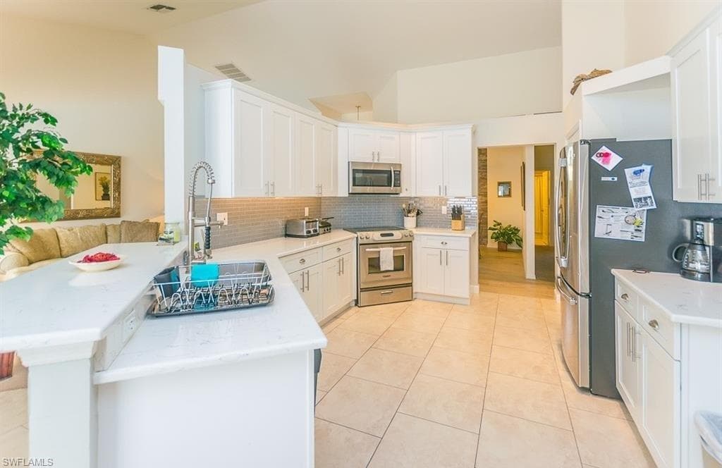 5077 Mabry DR, NAPLES FL 34112-7