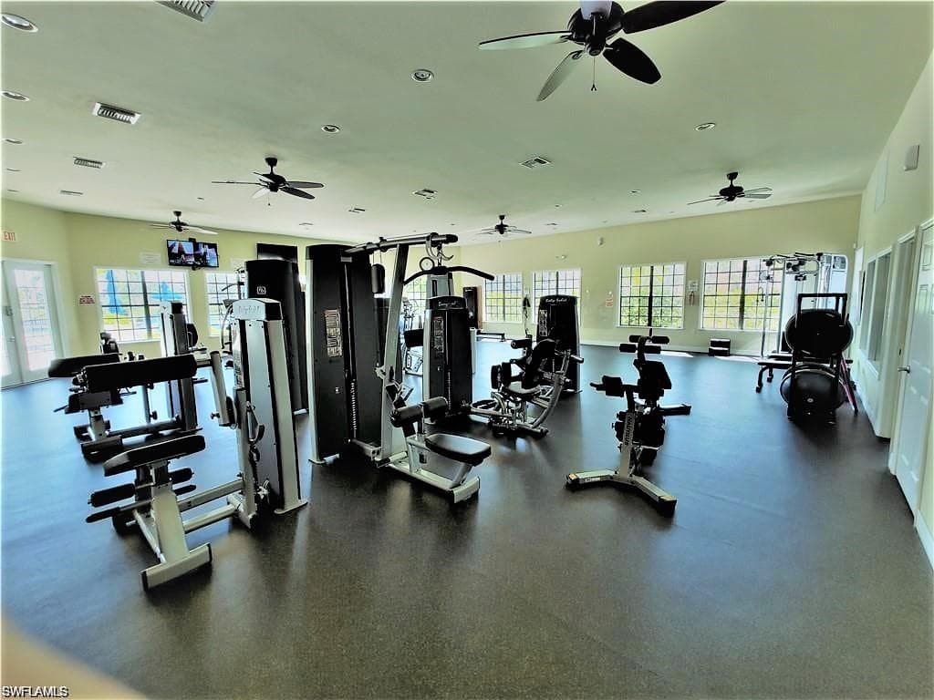 1776 Concordia Lake CIR # 2902, CAPE CORAL FL 33909-26