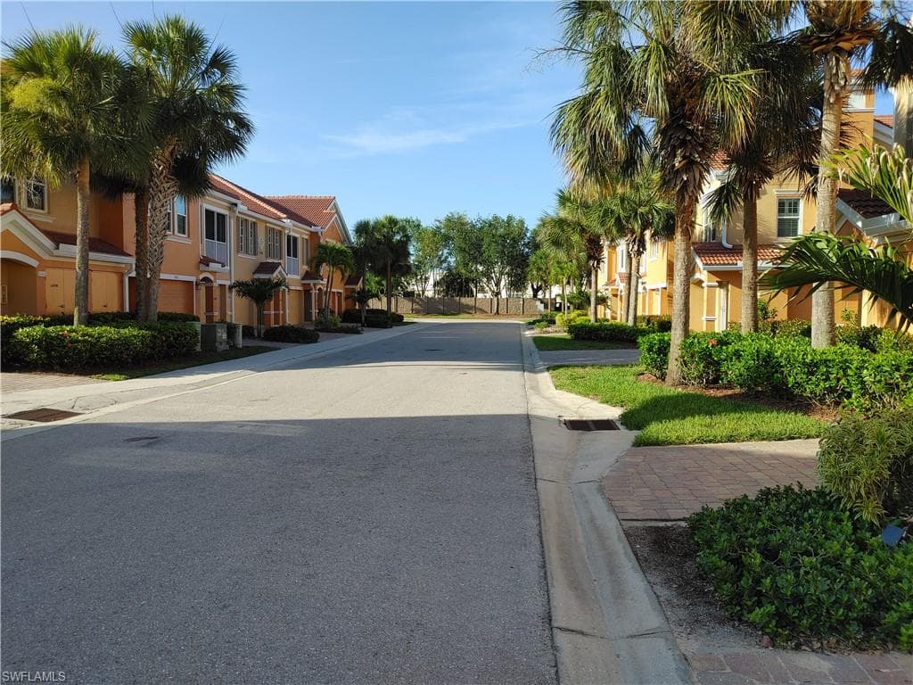 1776 Concordia Lake CIR # 2902, CAPE CORAL FL 33909-25