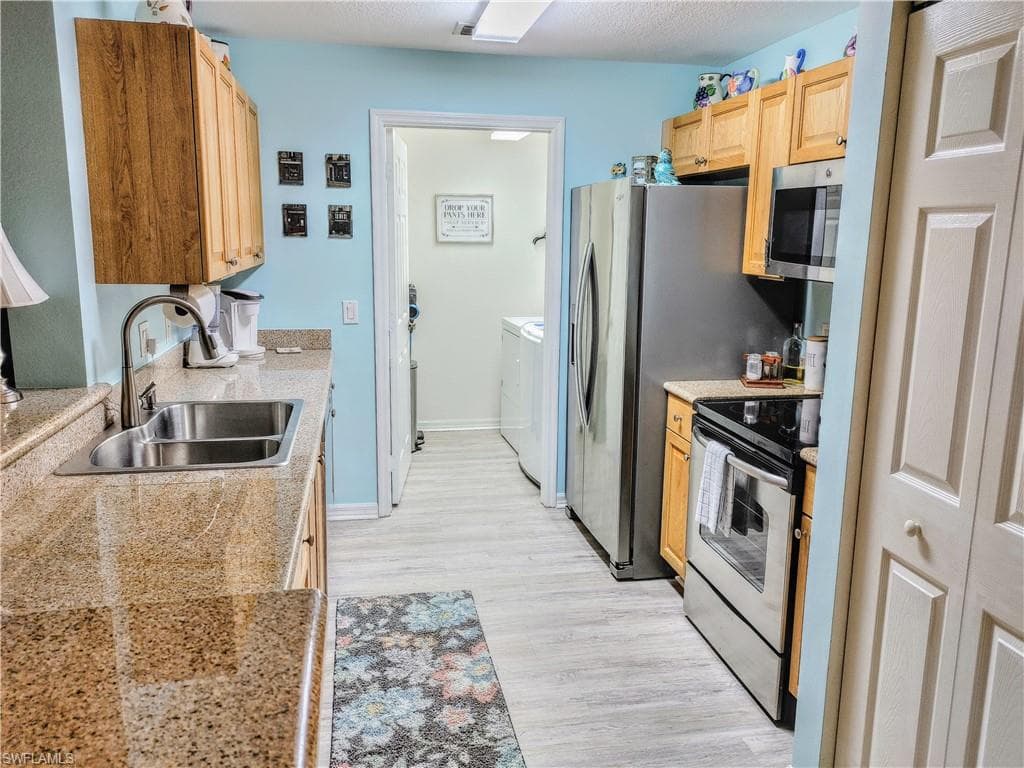 1776 Concordia Lake CIR # 2902, CAPE CORAL FL 33909-6