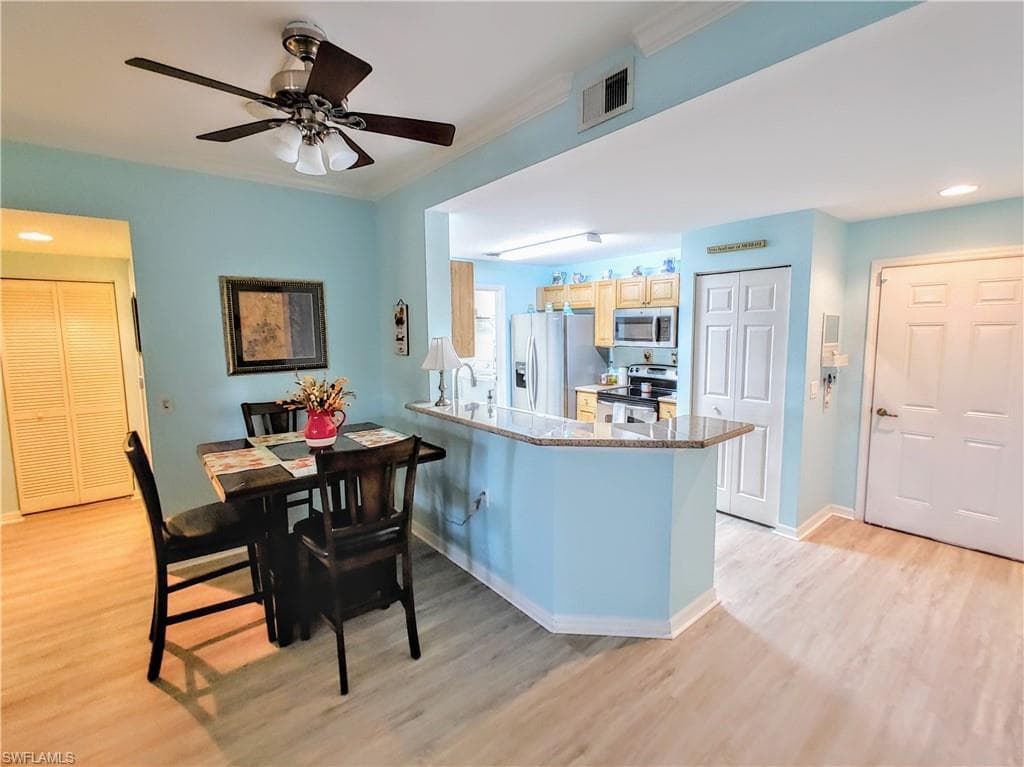 1776 Concordia Lake CIR # 2902, CAPE CORAL FL 33909-8