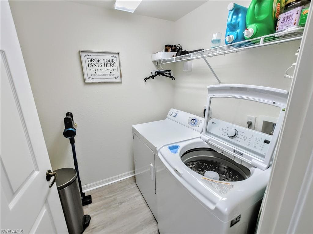 1776 Concordia Lake CIR # 2902, CAPE CORAL FL 33909-23