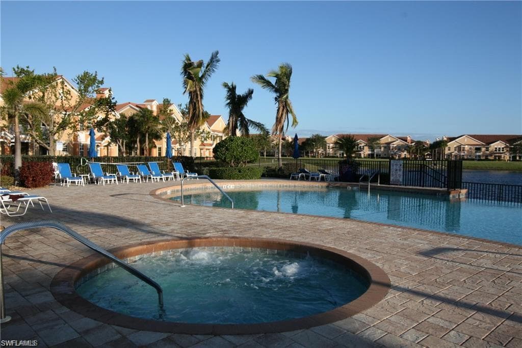 1776 Concordia Lake CIR # 2902, CAPE CORAL FL 33909-29
