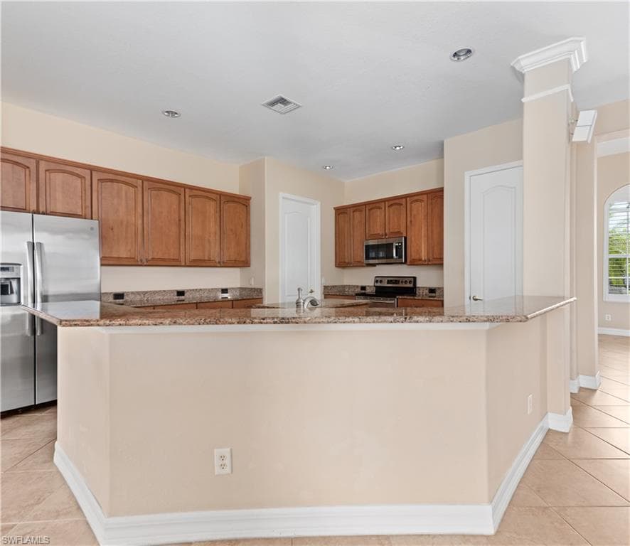17091 Laurelin CT, NORTH FORT MYERS FL 33917-12