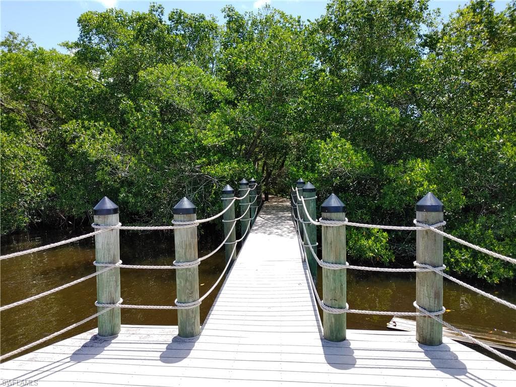 17091 Laurelin CT, NORTH FORT MYERS FL 33917-31