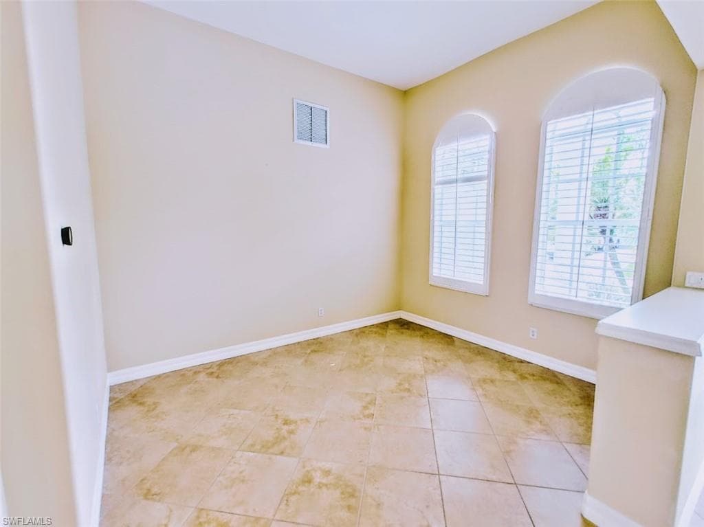 17091 Laurelin CT, NORTH FORT MYERS FL 33917-8