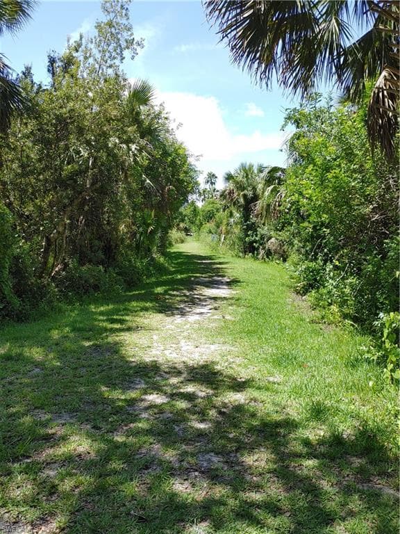 17091 Laurelin CT, NORTH FORT MYERS FL 33917-36