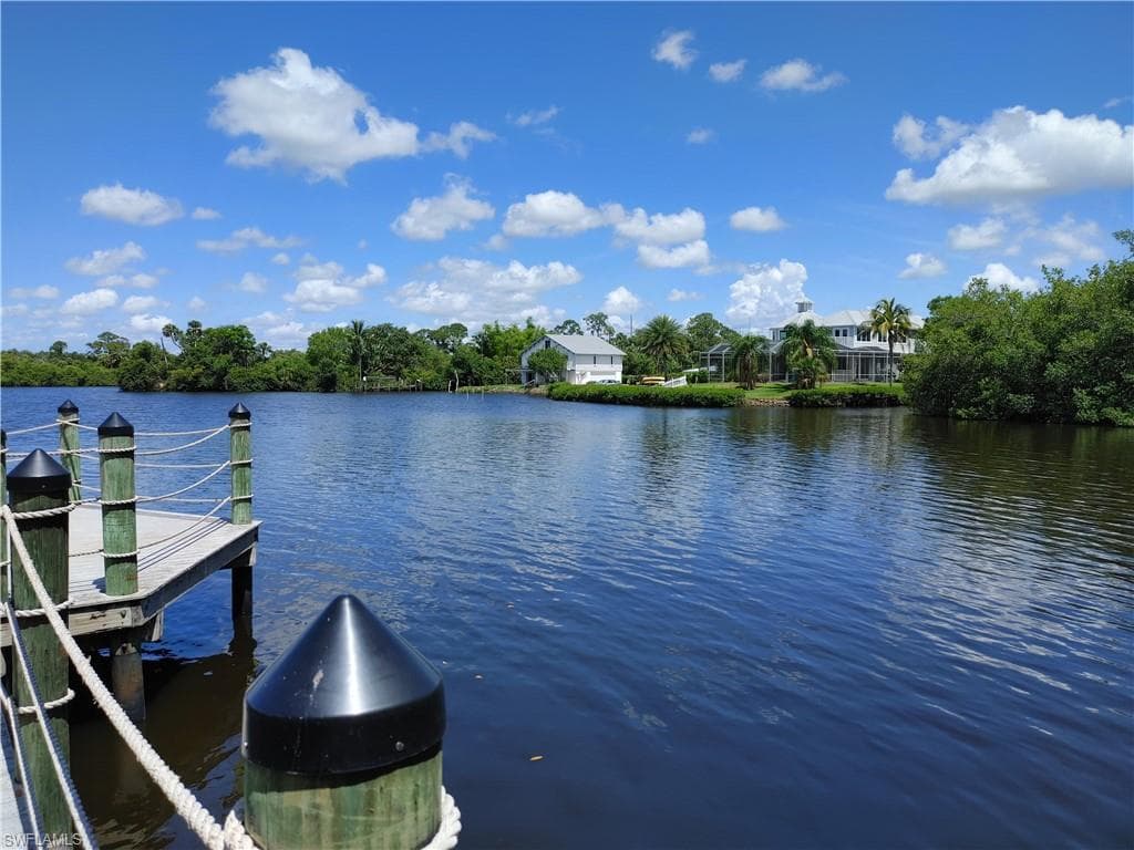 17091 Laurelin CT, NORTH FORT MYERS FL 33917-28