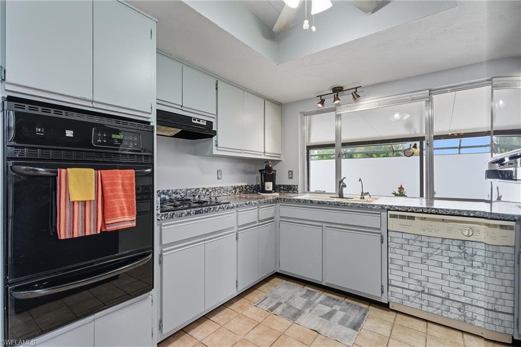 9749 Maplecrest CIR, LEHIGH ACRES FL 33936-12