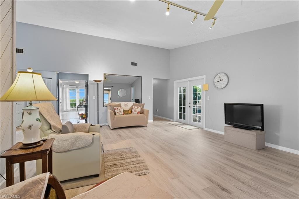 9749 Maplecrest CIR, LEHIGH ACRES FL 33936-6