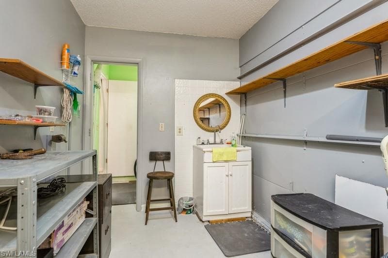 9749 Maplecrest CIR, LEHIGH ACRES FL 33936-30