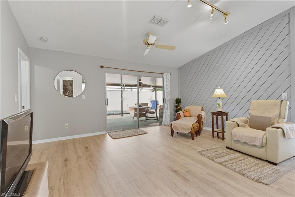9749 Maplecrest CIR, LEHIGH ACRES FL 33936-7
