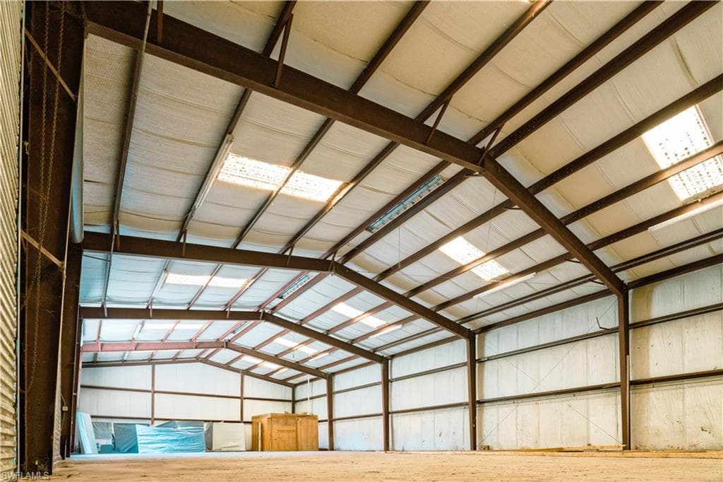 90 Otter Slide RD, EASTPOINT FL 32328-3