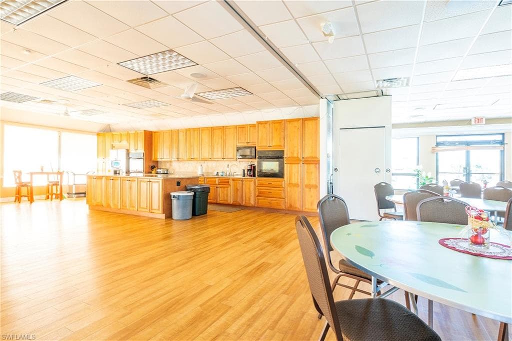 40 Le Mans DR, NAPLES FL 34112-22