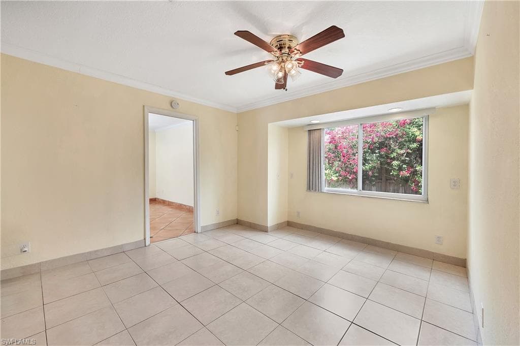 639 Pompano DR-23