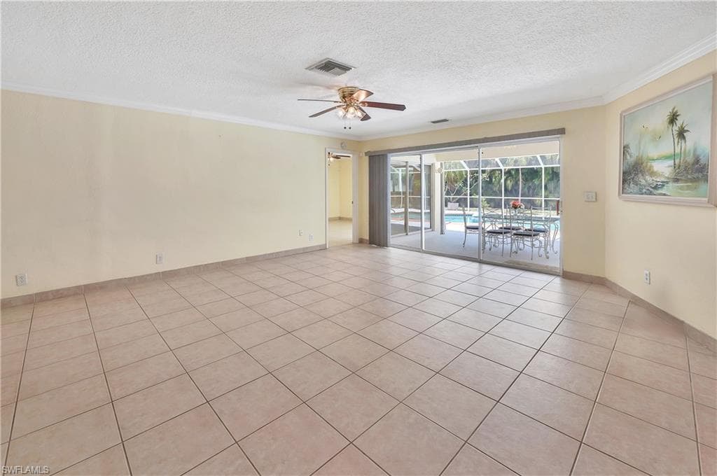 639 Pompano DR-9