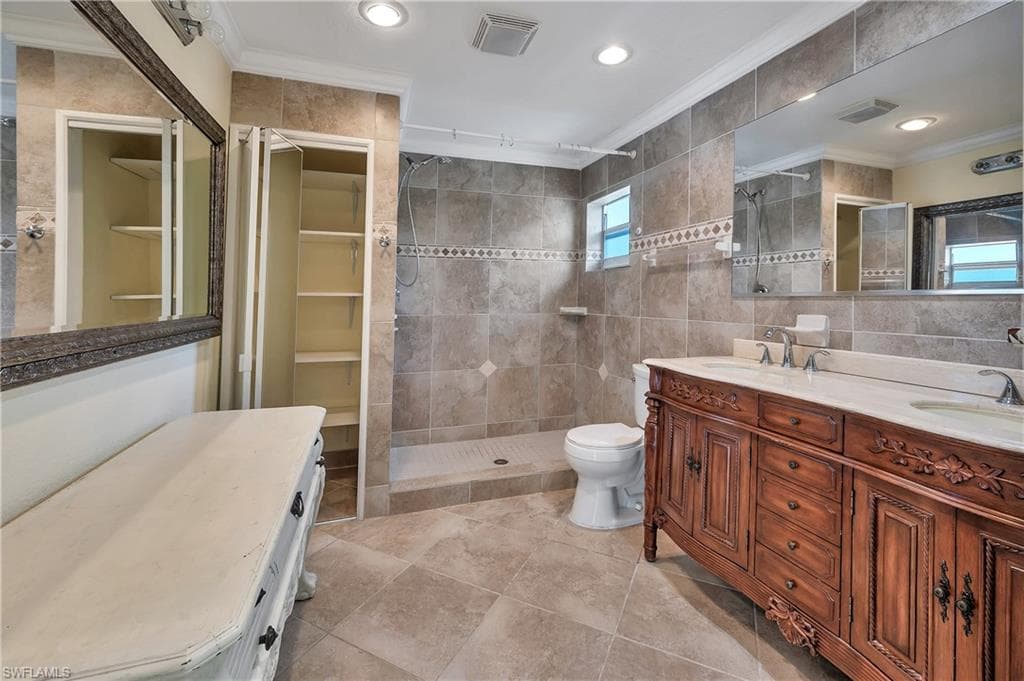 639 Pompano DR-3